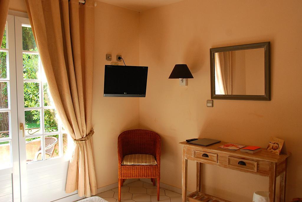 Hotel Les Mazets Des Roches Tarascon Δωμάτιο φωτογραφία
