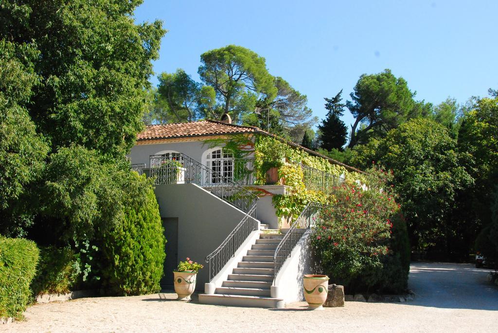 Hotel Les Mazets Des Roches Tarascon Εξωτερικό φωτογραφία