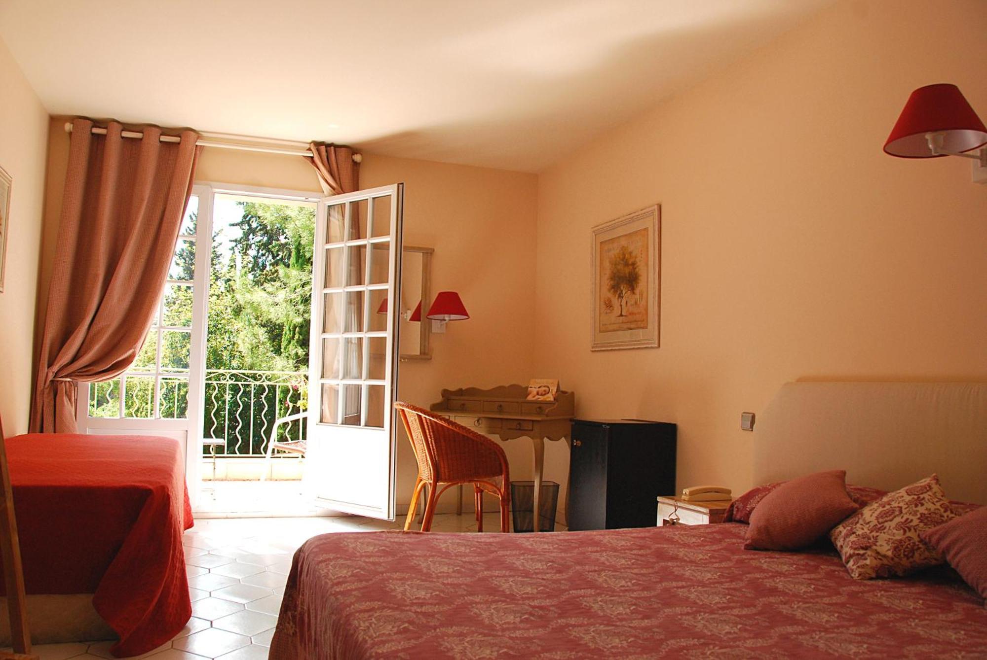 Hotel Les Mazets Des Roches Tarascon Δωμάτιο φωτογραφία