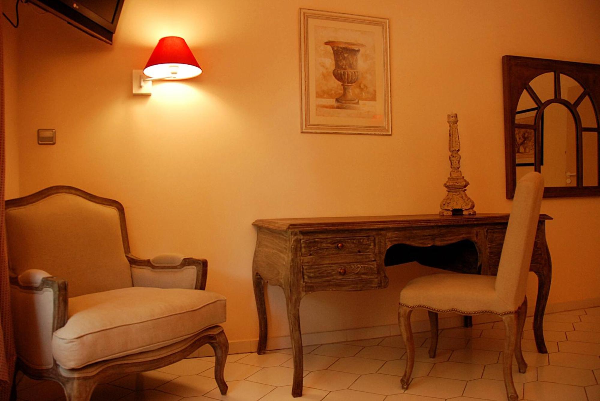 Hotel Les Mazets Des Roches Tarascon Δωμάτιο φωτογραφία