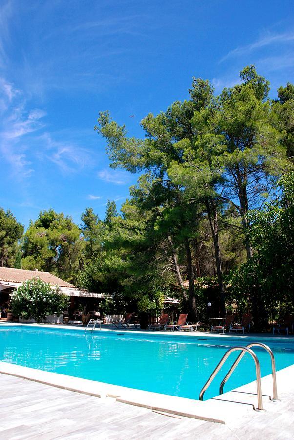 Hotel Les Mazets Des Roches Tarascon Εξωτερικό φωτογραφία