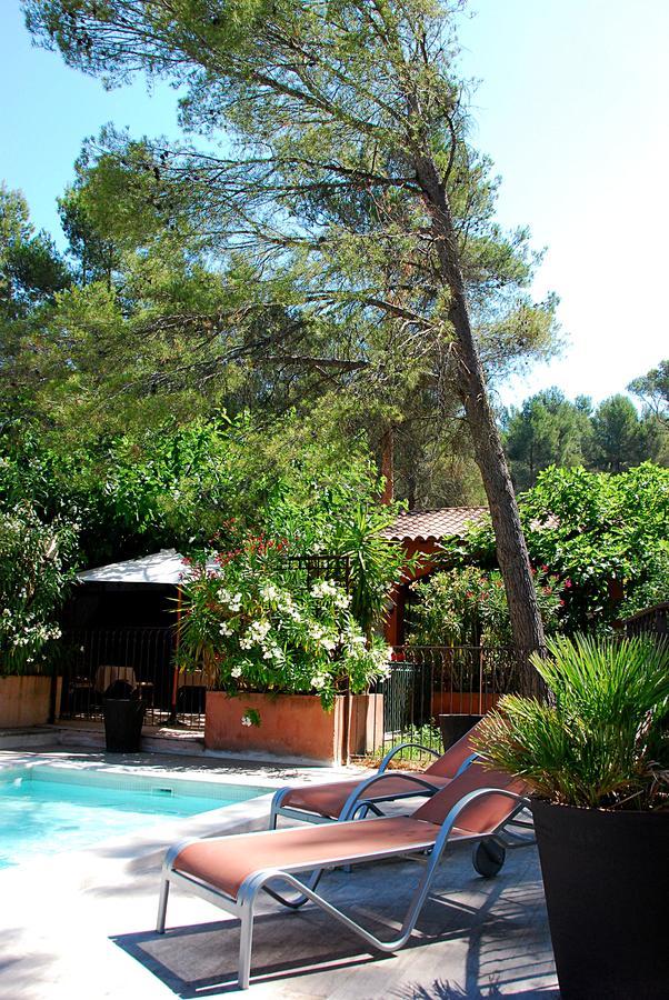 Hotel Les Mazets Des Roches Tarascon Εξωτερικό φωτογραφία